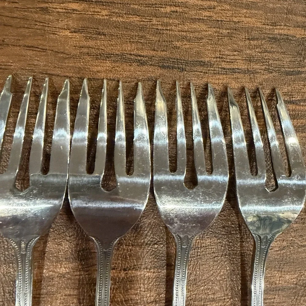SALEM 1776 Stainless SALAD FORKS Beaded Edge Lot Of 4 Silverware Flatware Vtg
